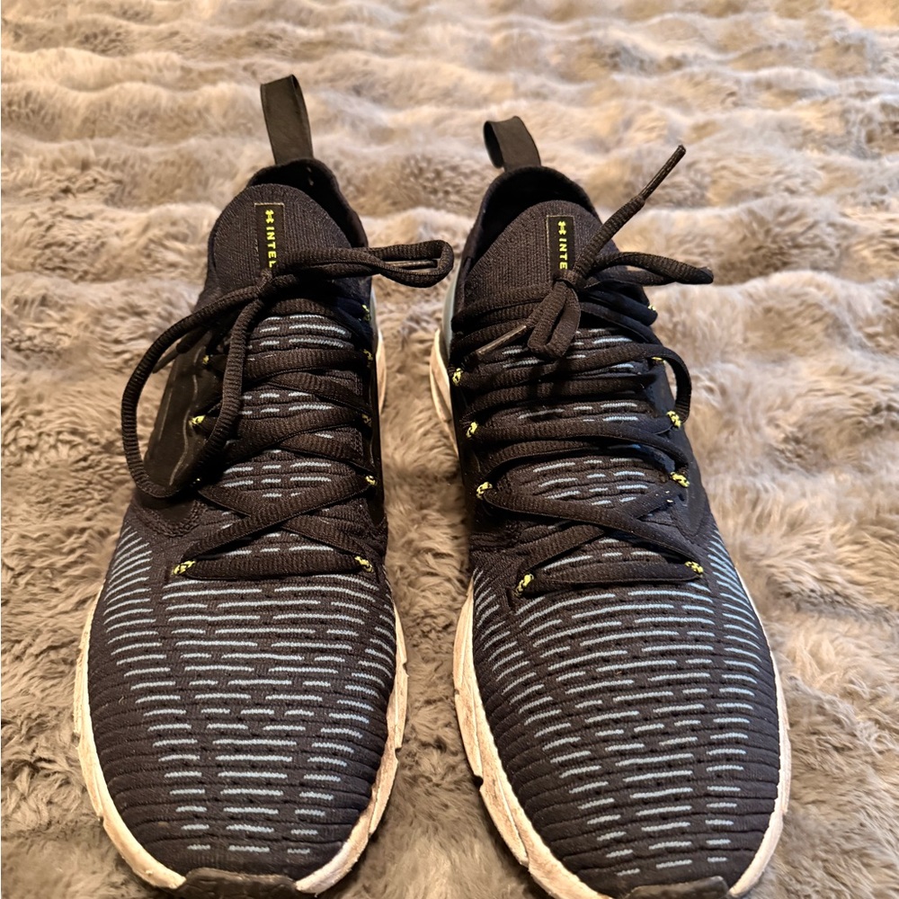 Under Armour Men's HOVR Phantom 2